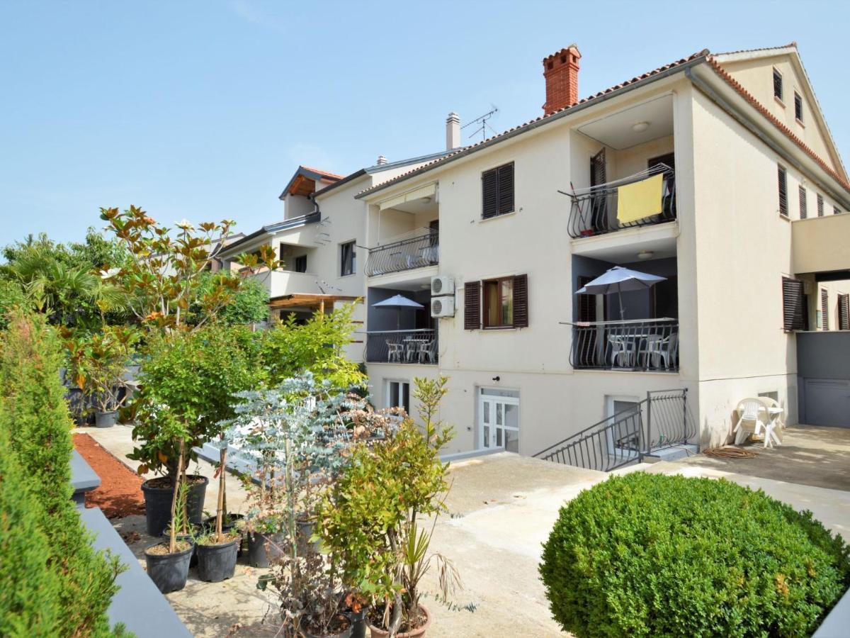 Apartment Alba - Roj157 By Interhome Rovinj Bagian luar foto